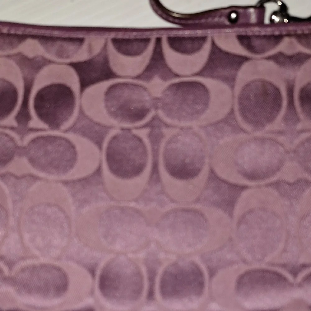 COACH Ashley Wristlet in SV/Rose